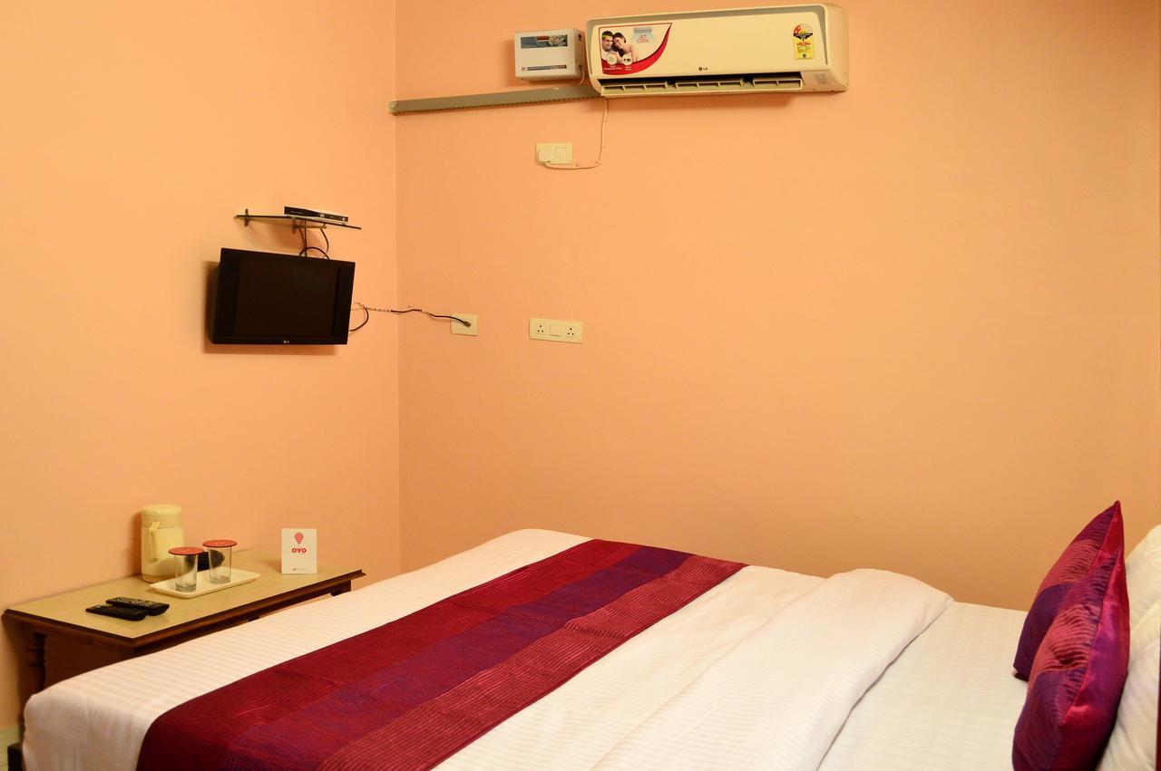 Oyo 6179 Hotel Aarjee Crescent Divisione di Jaipur Esterno foto